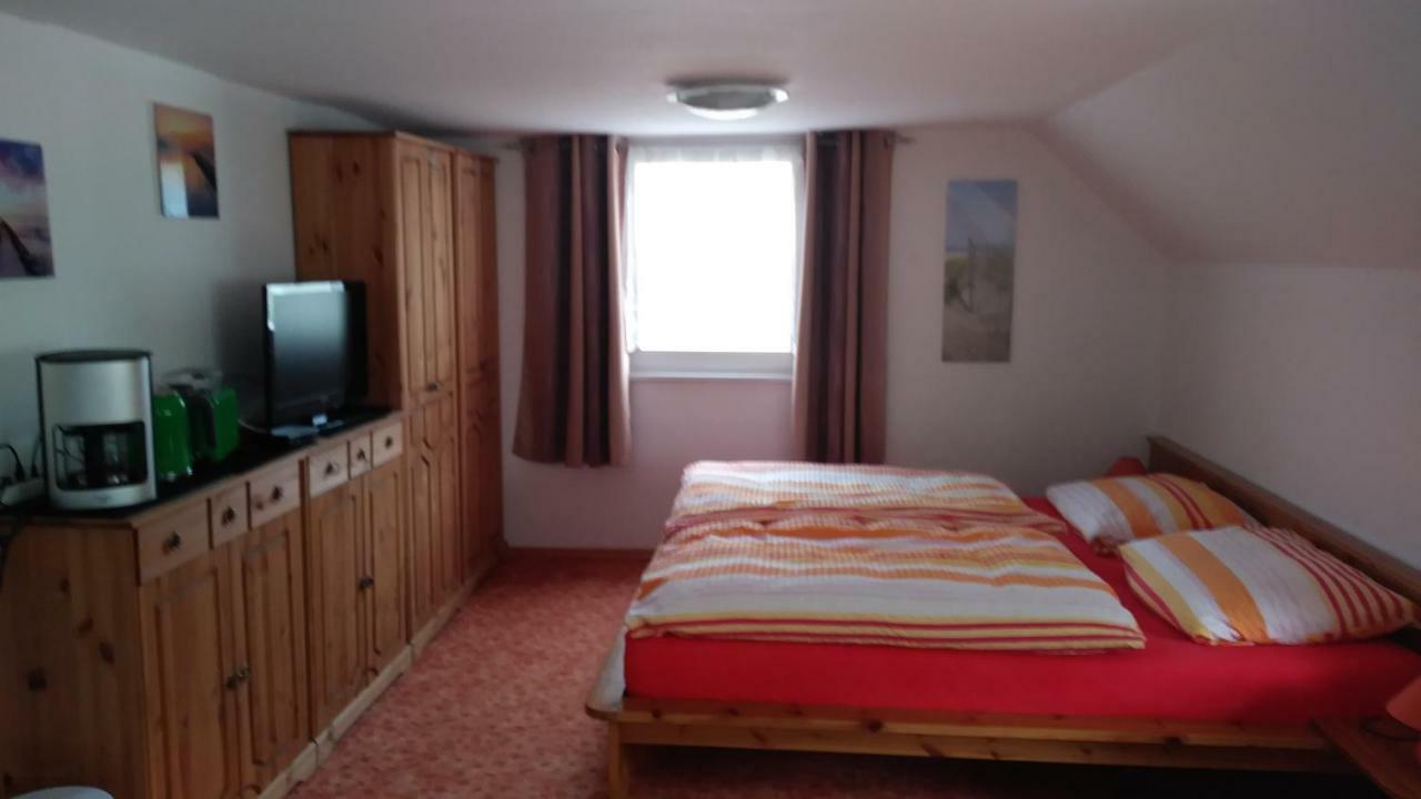 Urlaub Bei Hauenstein Apartment Борн Екстериор снимка